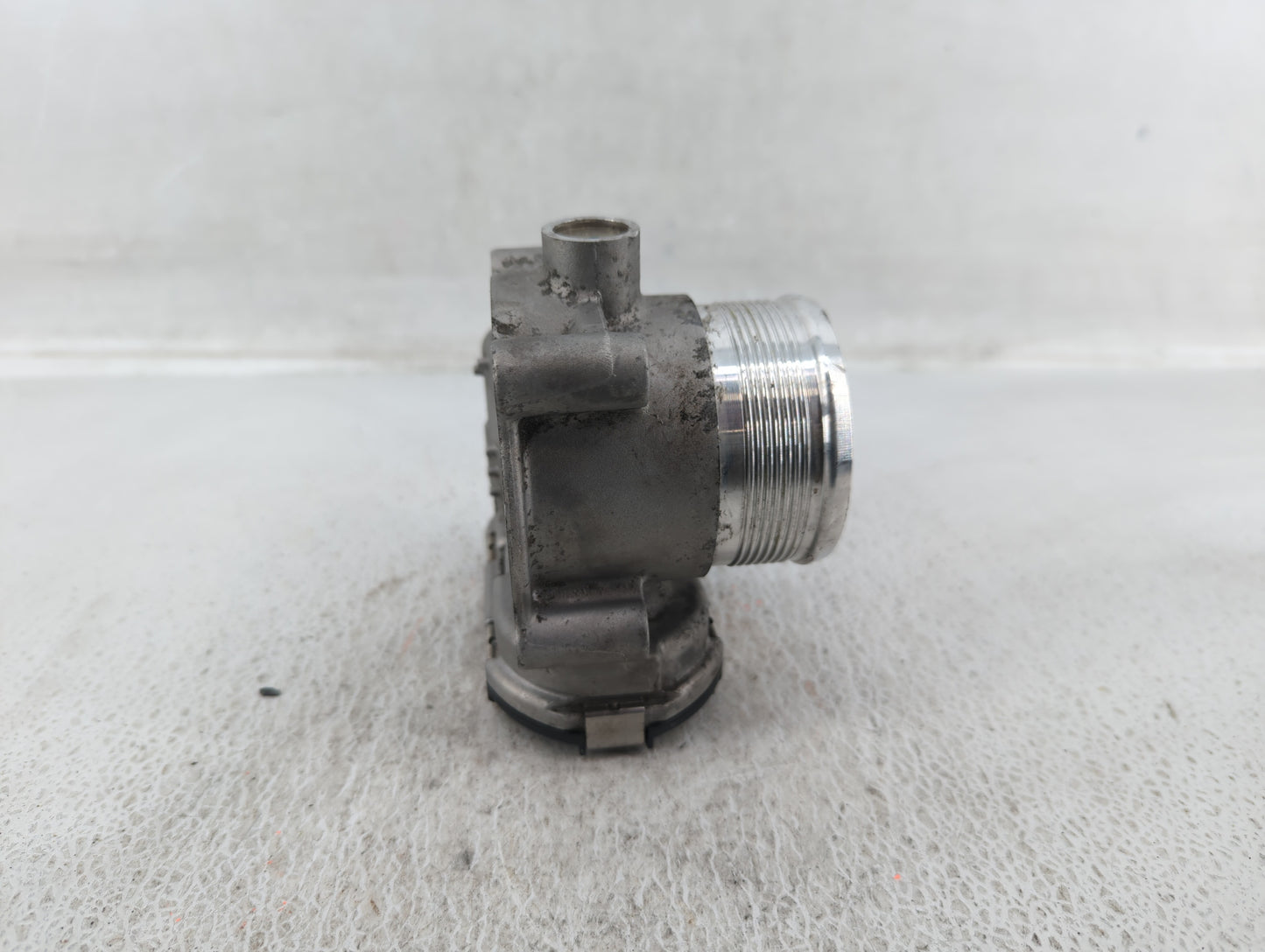 2014-2017 Volkswagen Beetle Throttle Body P/N:06K 133 062 D 06K 133 062 E Fits Fits 2014 2015 2016 2017 OEM Used Auto Parts 