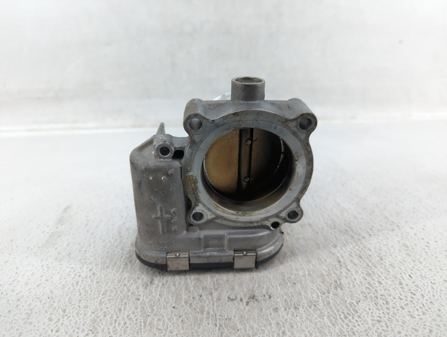 2014-2017 Volkswagen Beetle Throttle Body P/N:06K 133 062 D 06K 133 062 E Fits Fits 2014 2015 2016 2017 OEM Used Auto Parts 