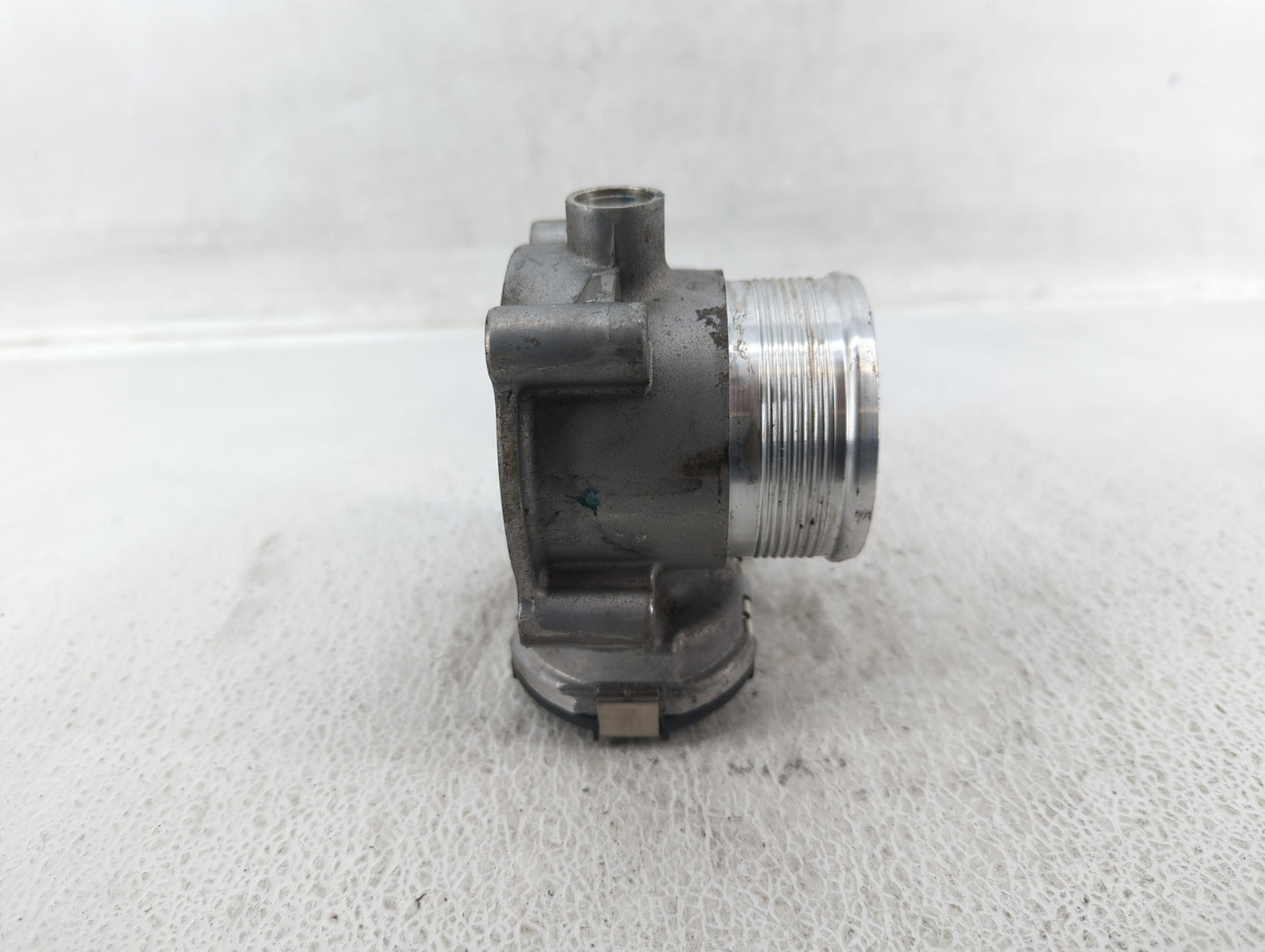 2014-2017 Volkswagen Beetle Throttle Body P/N:06K 133 062 D 06K 133 062 E Fits Fits 2014 2015 2016 2017 OEM Used Auto Parts 