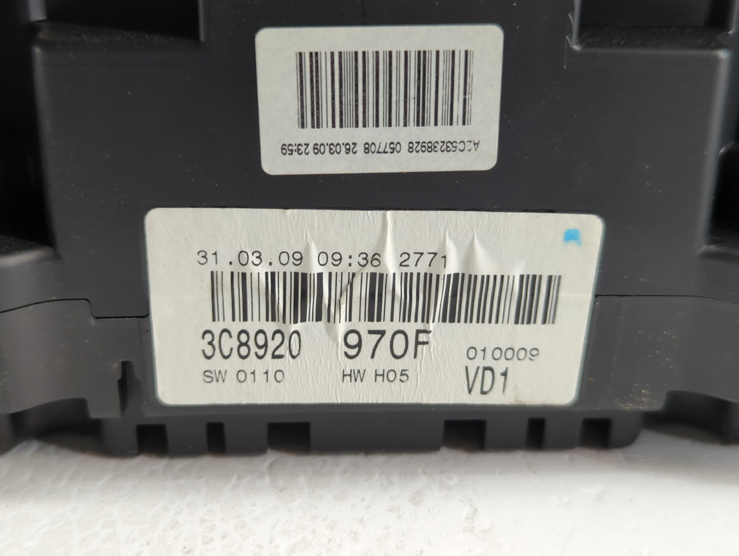 2016 Volkswagen Cc Instrument Cluster Speedometer Gauges P/N:3C8 920 970F 3C8 920 971L, 3C8920971L Fits OEM Used Auto Parts 