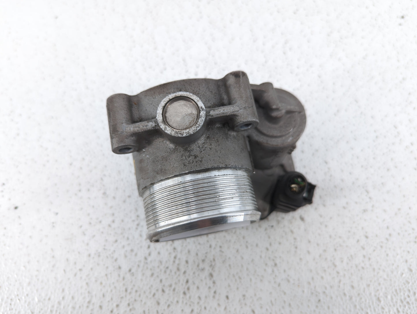 2009-2017 Volkswagen Cc Throttle Body P/N:06F 133 062 T 06F 133 062 Q Fits OEM Used Auto Parts - Oemusedautoparts1.com