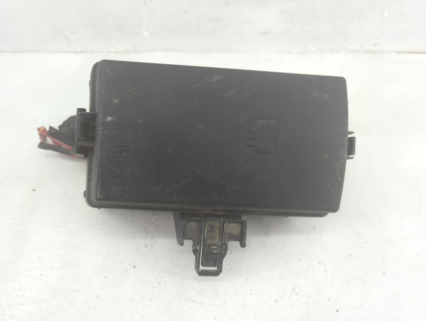 2015-2017 Volkswagen Golf Fusebox Fuse Box Panel Relay Module P/N:5Q0 937 132 A 6351-2386 Fits Fits 2015 2016 2017 OEM Used 
