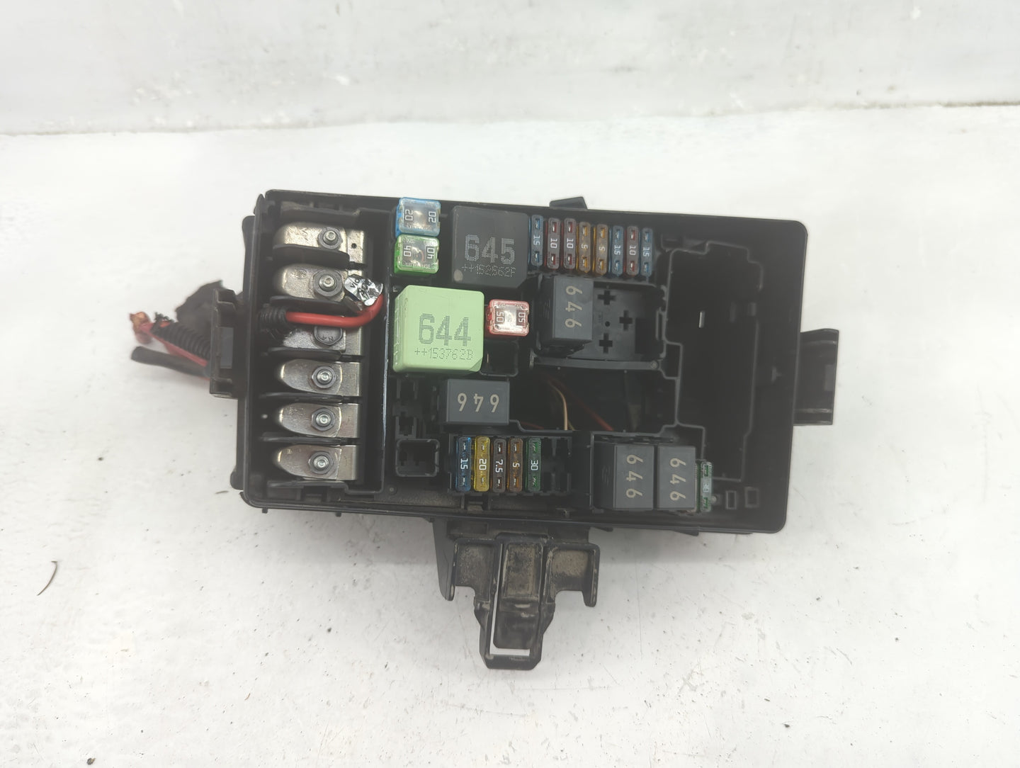 2015-2017 Volkswagen Golf Fusebox Fuse Box Panel Relay Module P/N:5Q0 937 132 A 6351-2386 Fits Fits 2015 2016 2017 OEM Used 