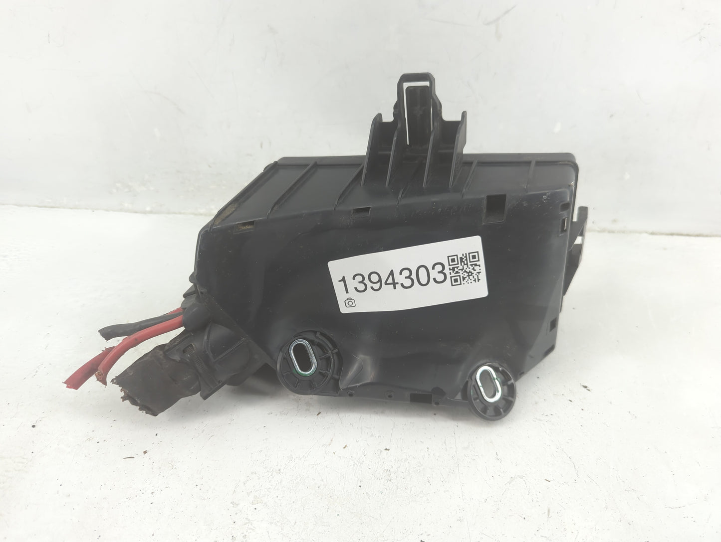 2015-2017 Volkswagen Golf Fusebox Fuse Box Panel Relay Module P/N:5Q0 937 132 A 6351-2386 Fits Fits 2015 2016 2017 OEM Used 
