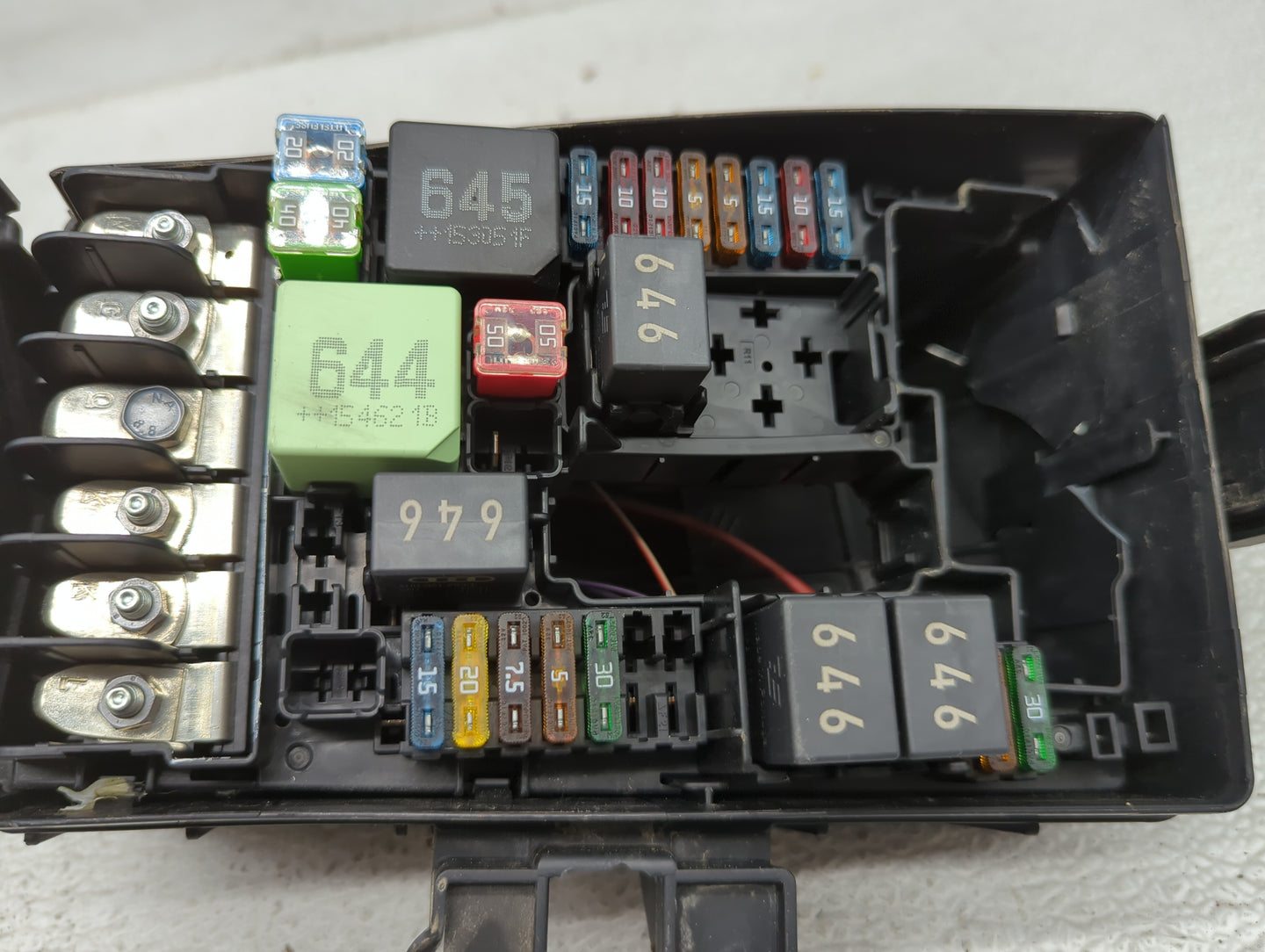 2015-2019 Volkswagen Golf Fusebox Fuse Box Panel Relay Module P/N:5Q0 907 361 C Fits Fits 2015 2016 2017 2018 2019 2020 2021