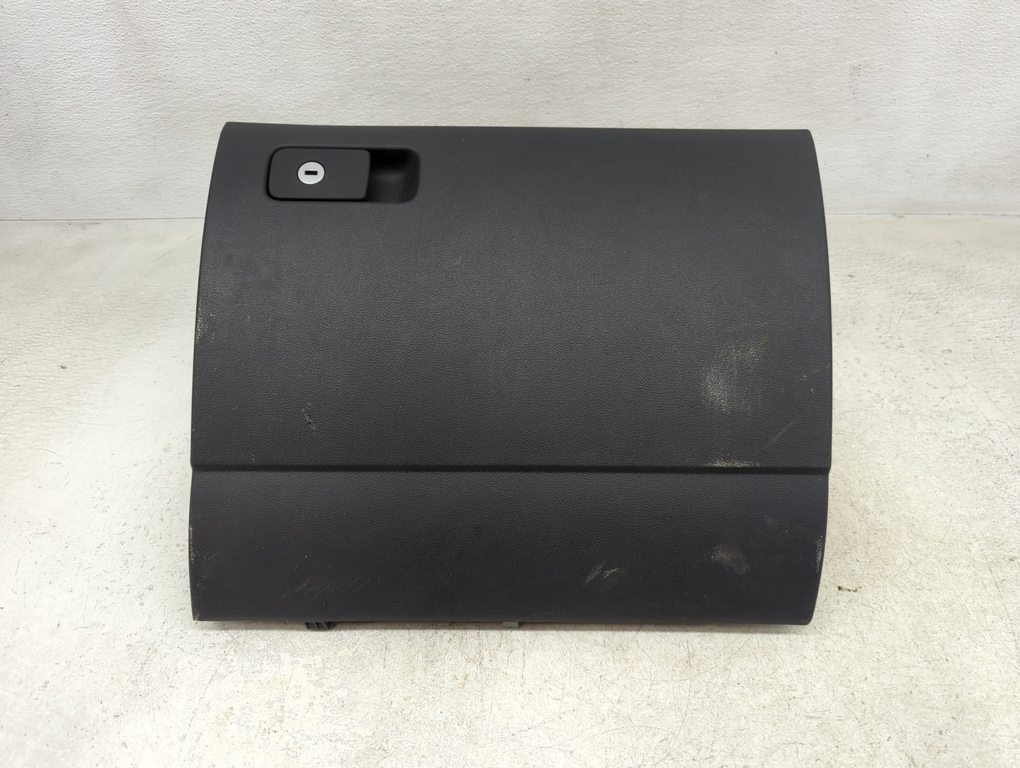 2016 Volkswagen Golf Passenger Glove Box Door Storage Compartment Black - Oemusedautoparts1.com