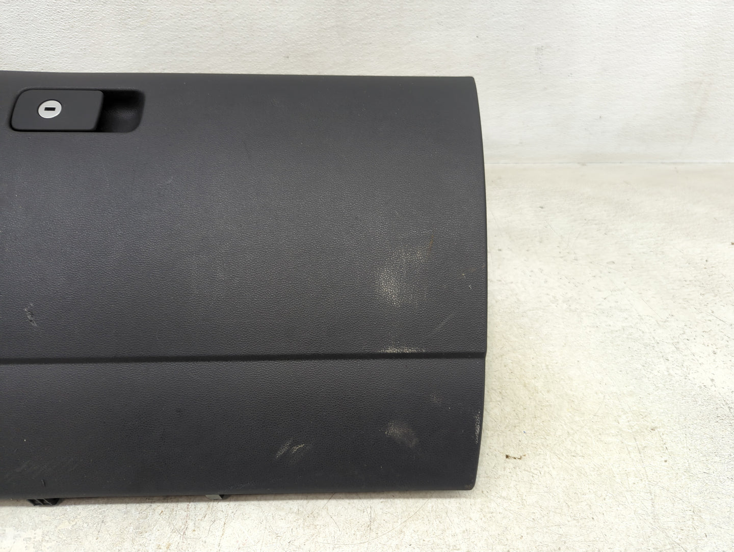 2016 Volkswagen Golf Passenger Glove Box Door Storage Compartment Black - Oemusedautoparts1.com