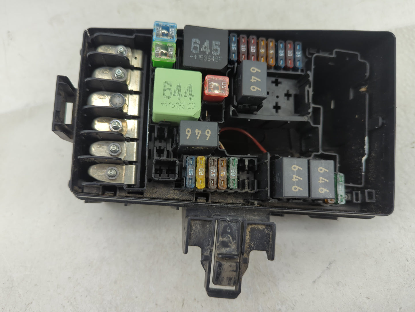 2015-2019 Volkswagen Golf Fusebox Fuse Box Panel Relay Module P/N:5Q0 907 361 C 6351-2835 Fits OEM Used Auto Parts - Oemused