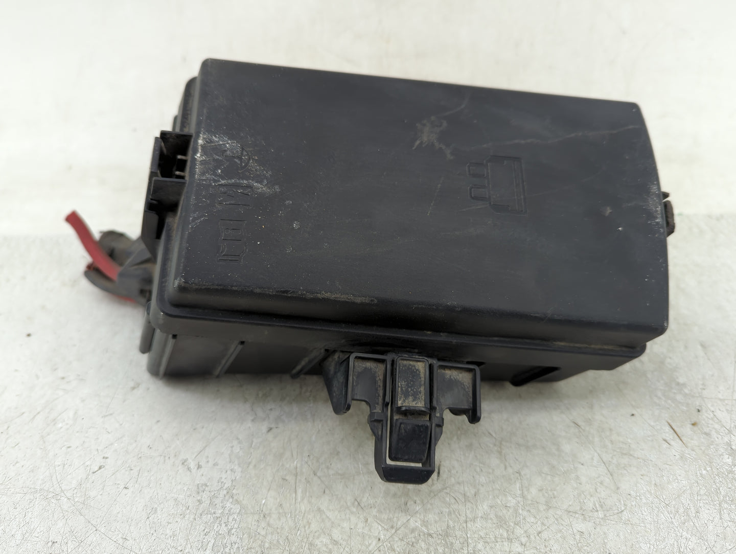 2015-2019 Volkswagen Golf Fusebox Fuse Box Panel Relay Module Fits Fits 2015 2016 2017 2018 2019 2020 2021 2022 OEM Used Aut