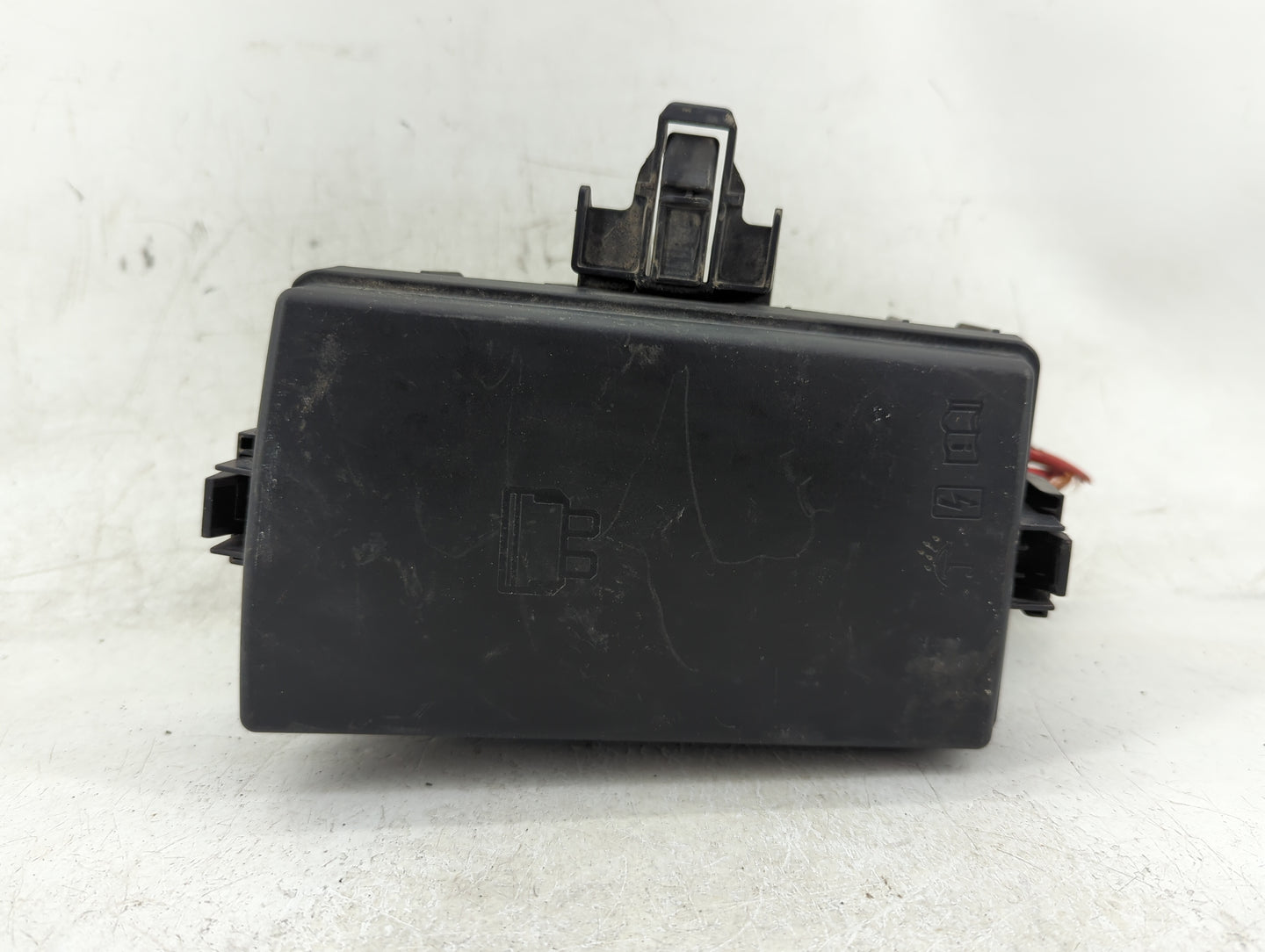 2015-2019 Volkswagen Golf Fusebox Fuse Box Panel Relay Module P/N:6351-2386 5Q0 937 132 A Fits OEM Used Auto Parts - Oemused