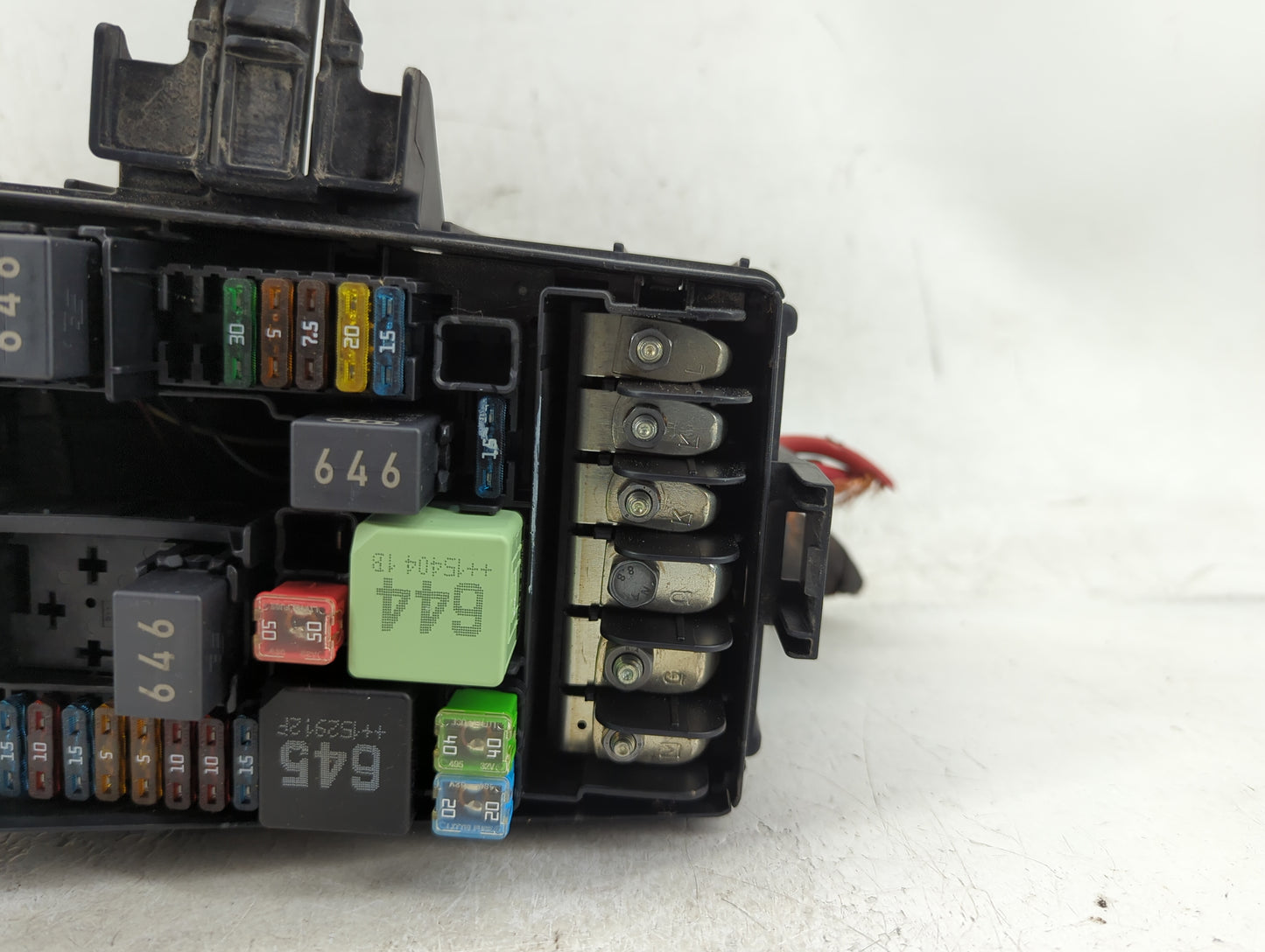 2015-2019 Volkswagen Golf Fusebox Fuse Box Panel Relay Module P/N:6351-2386 5Q0 937 132 A Fits OEM Used Auto Parts - Oemused