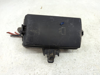 compare product 2015-2019 Volkswagen Golf Fusebox Fuse Box Panel Relay Module P/N:5Q0 937 132 A 6351-2386 Fits OEM Used Auto Parts