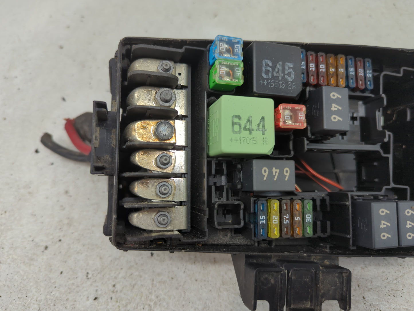 2015-2019 Volkswagen Golf Fusebox Fuse Box Panel Relay Module P/N:5Q0 937 132 D 6351-2386 Fits OEM Used Auto Parts - Oemused
