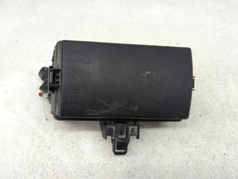 compare product 2015-2019 Volkswagen Golf Fusebox Fuse Box Panel Relay Module P/N:5Q0 937 132 A 6351-2386 Fits OEM Used Auto Parts