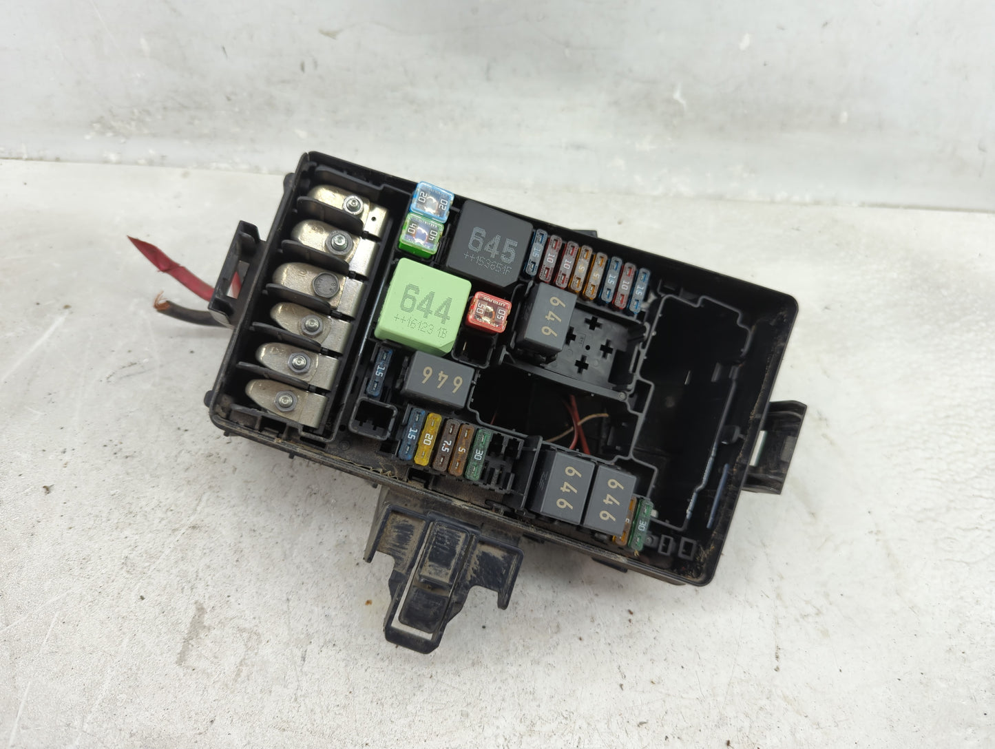 2015-2019 Volkswagen Golf Fusebox Fuse Box Panel Relay Module P/N:6351-2386 6Q0 937 132 A Fits OEM Used Auto Parts - Oemused