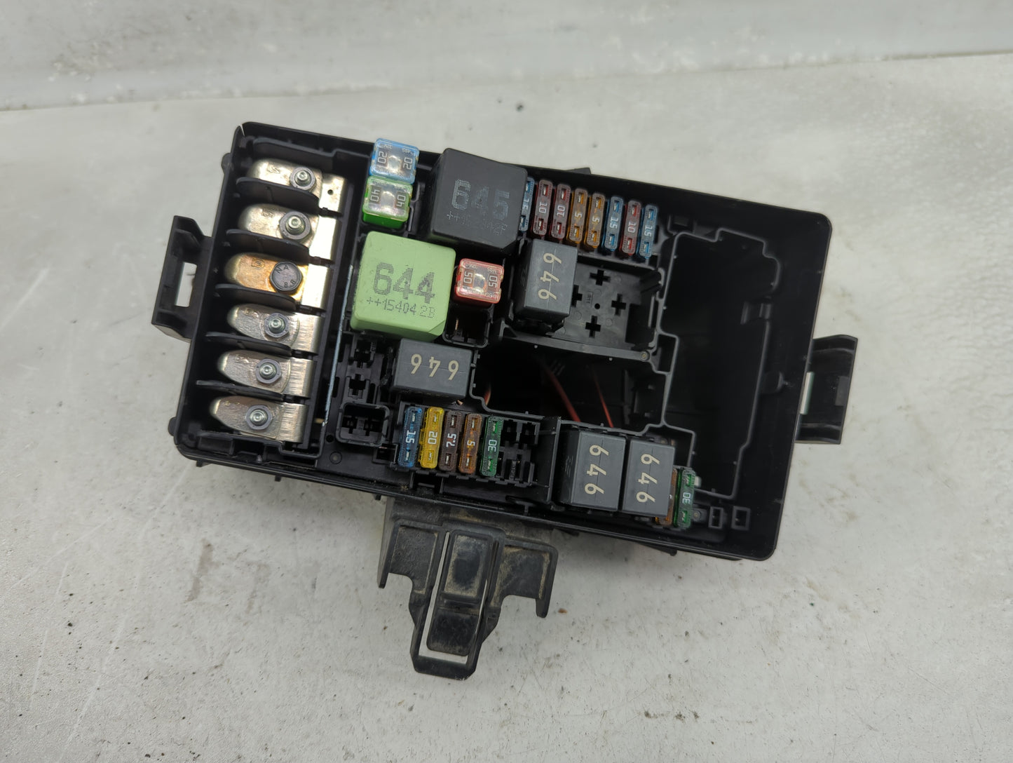 2015-2019 Volkswagen Golf Fusebox Fuse Box Panel Relay Module P/N:6351-2386 6Q0 937 132 A Fits OEM Used Auto Parts - Oemused