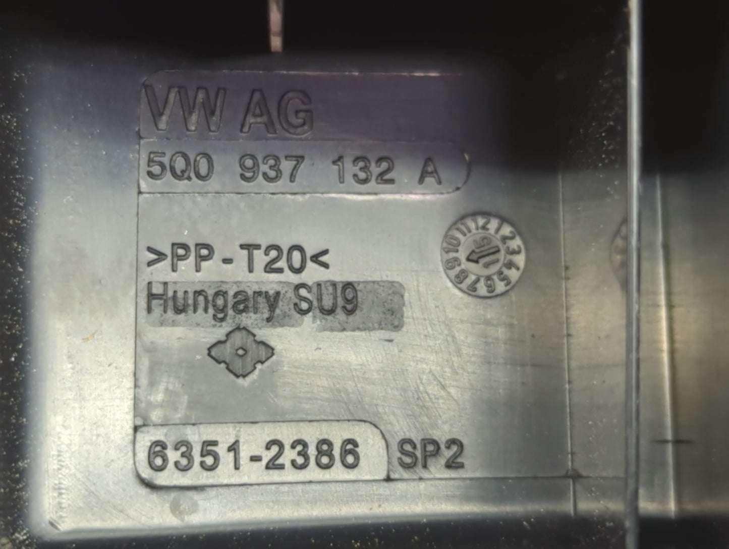 2015-2019 Volkswagen Golf Fusebox Fuse Box Panel Relay Module P/N:6351-2386 6Q0 937 132 A Fits OEM Used Auto Parts - Oemused
