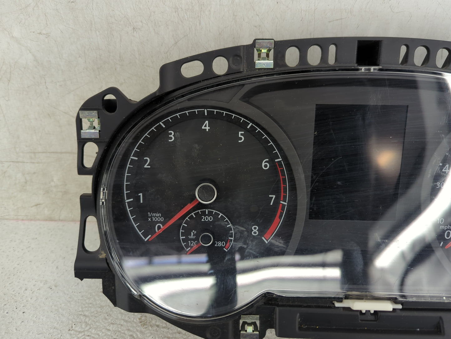 2015-2017 Volkswagen Golf Instrument Cluster Speedometer Gauges P/N:5G1920840A A2C53427455 Fits Fits 2015 2016 2017 OEM Used