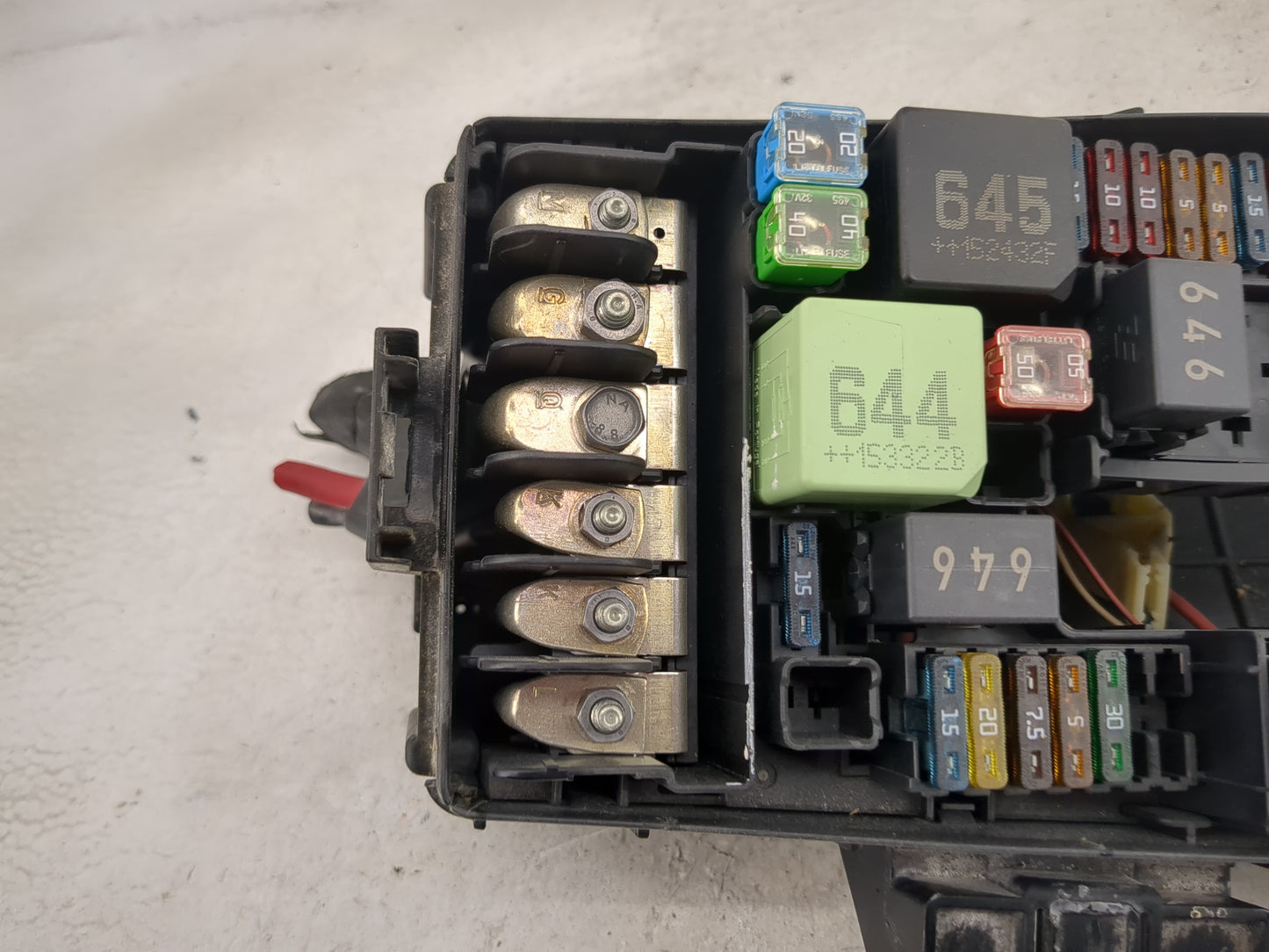 2015-2017 Volkswagen Golf Fusebox Fuse Box Panel Relay Module P/N:5Q0937132A Fits Fits 2015 2016 2017 OEM Used Auto Parts - 