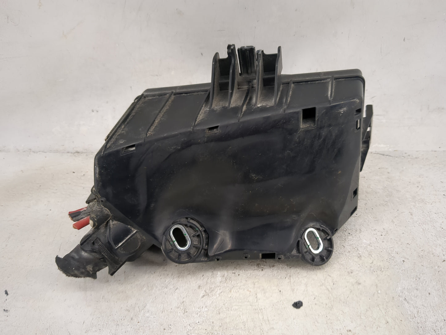 2015-2017 Volkswagen Golf Fusebox Fuse Box Panel Relay Module P/N:5Q0937132A Fits Fits 2015 2016 2017 OEM Used Auto Parts - 