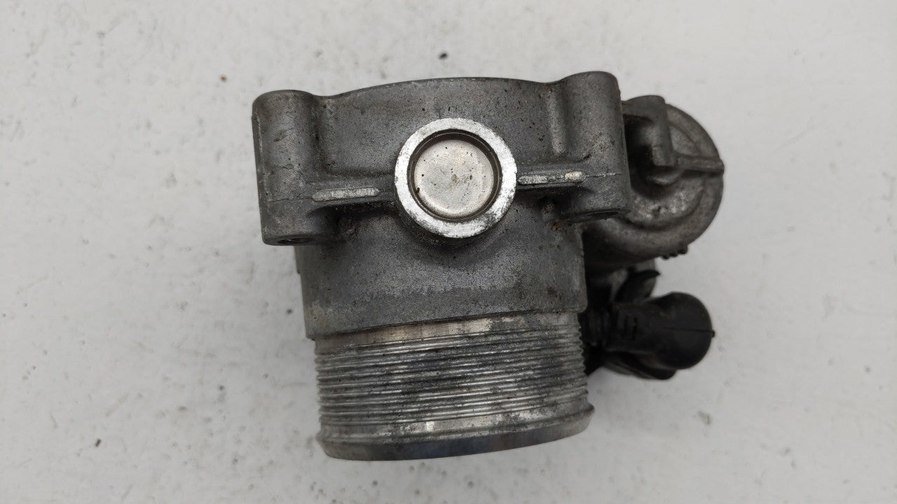 2013-2019 Volkswagen Golf Throttle Body P/N:06F 133 062 E 06F 133 062 J Fits OEM Used Auto Parts - Oemusedautoparts1.com