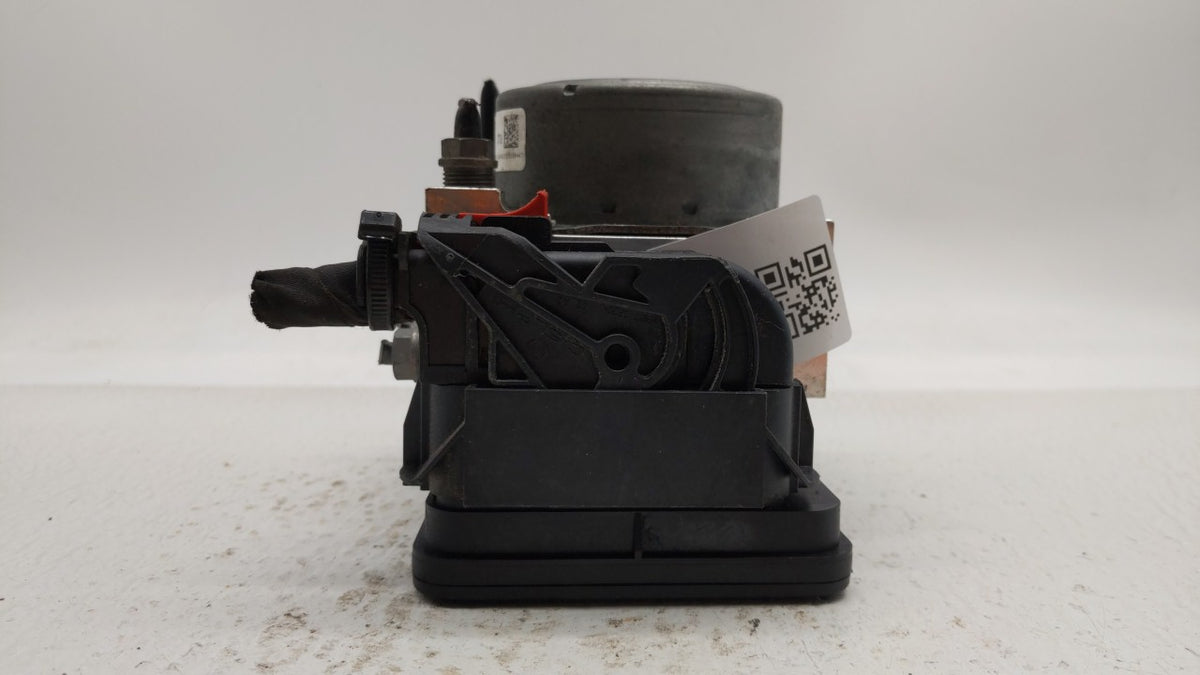 2015-2016 Volkswagen Golf Anti-Lock Brake ABS Pump Module Actuator OEM P/N:3Q0 614 517 T 1K0 907 379 CC Fits Fits 2015 2016 