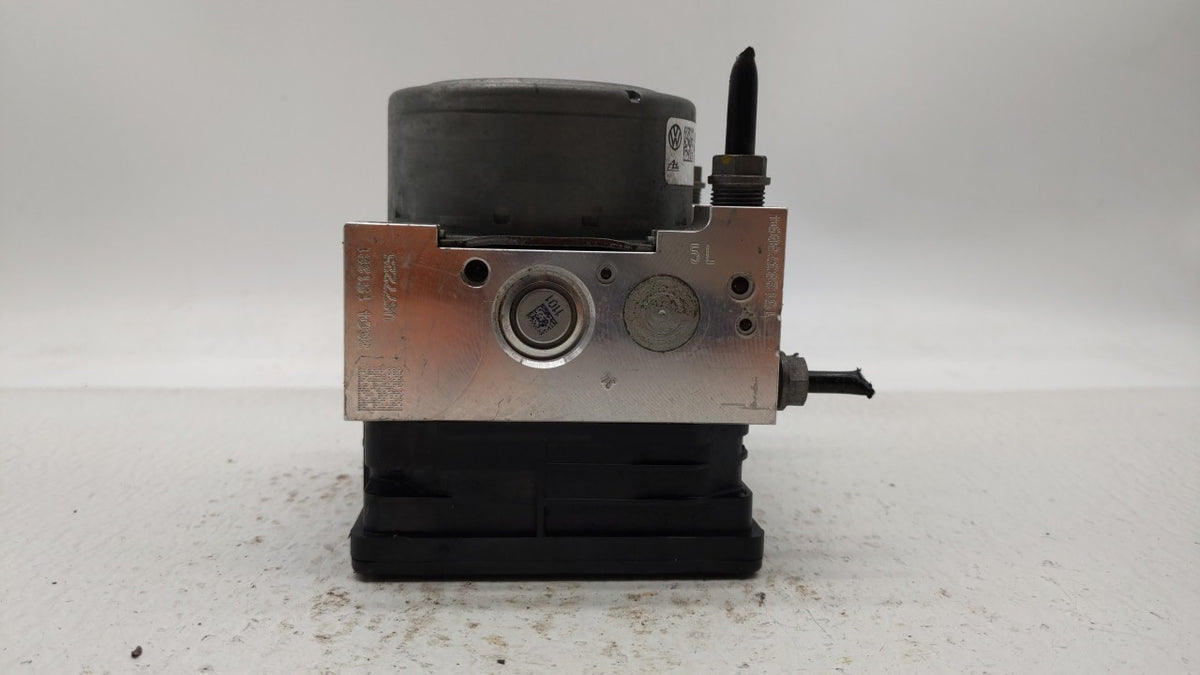 2015-2016 Volkswagen Golf Anti-Lock Brake ABS Pump Module Actuator OEM P/N:3Q0 614 517 T 1K0 907 379 CC Fits Fits 2015 2016 