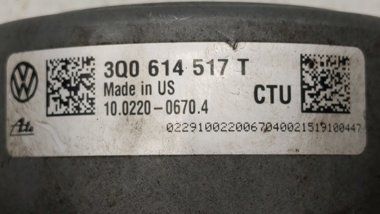 2015-2016 Volkswagen Golf ABS Pump Control Module Replacement P/N:3Q0 614 517 T 1K0 907 379 CC Fits Fits 2015 2016 2017 OEM 