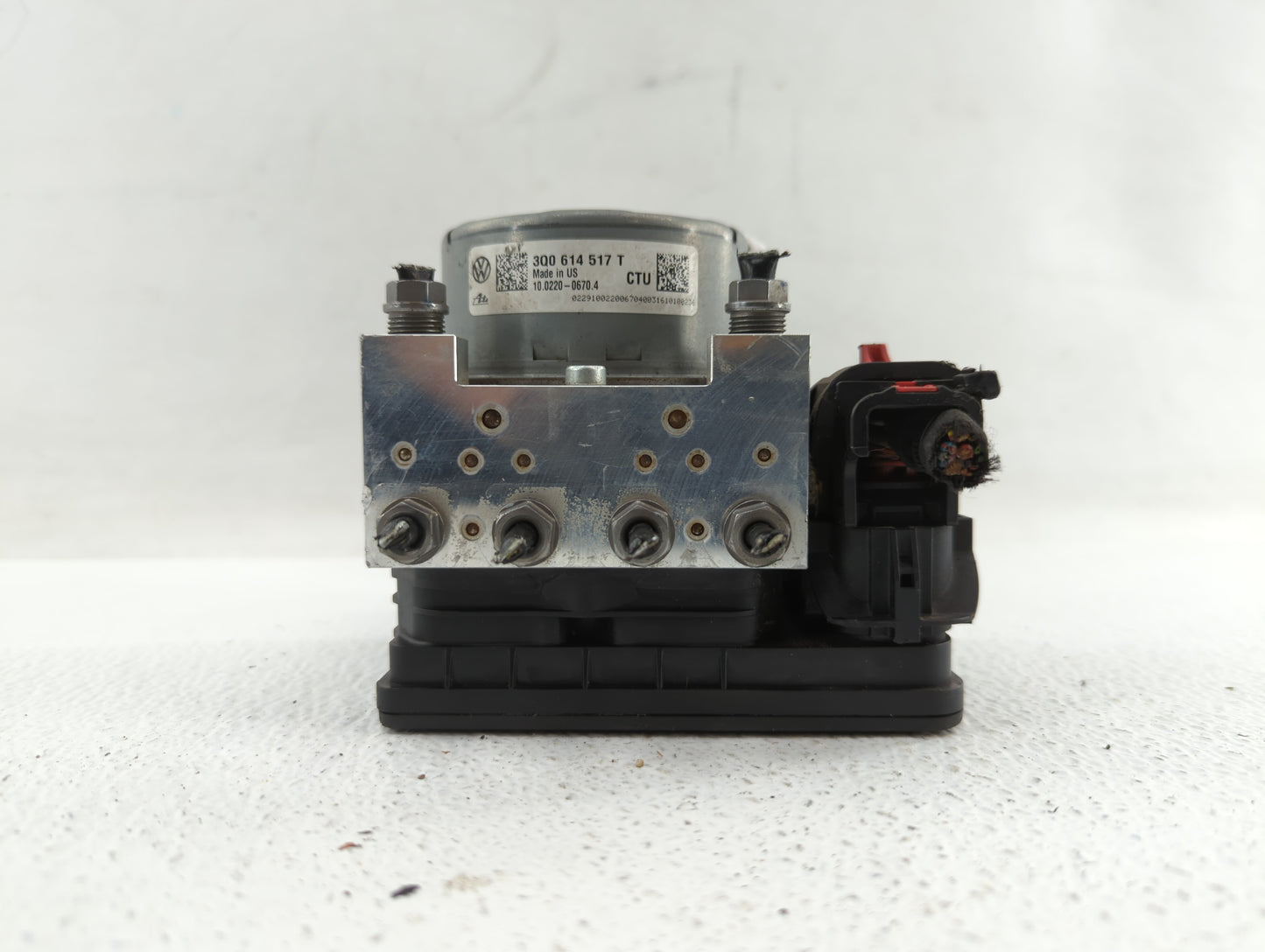 2015-2016 Volkswagen Golf ABS Pump Control Module Replacement P/N:5Q0 614 517 CQ 3Q0 614 517 P Fits Fits 2015 2016 2017 OEM 