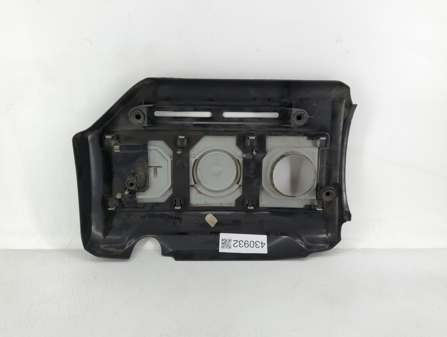 2016 Volkswagen Golf Engine Cover - Oemusedautoparts1.com