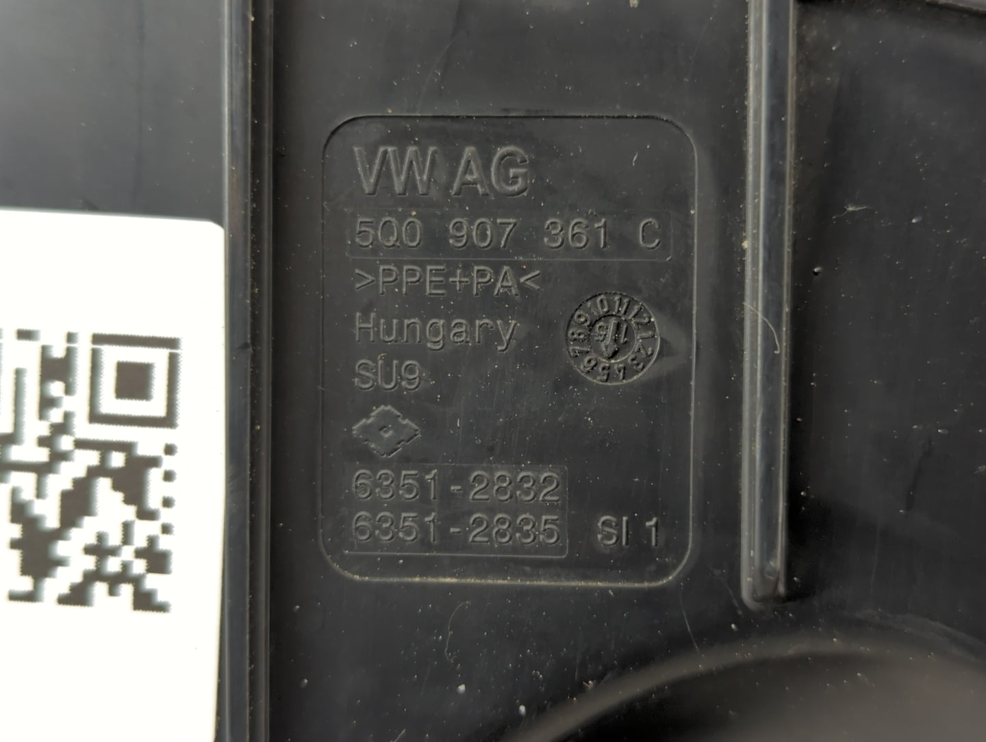 2015-2019 Volkswagen Golf Fusebox Fuse Box Panel Relay Module P/N:500 907 361 C Fits Fits 2015 2016 2017 2018 2019 2020 2021