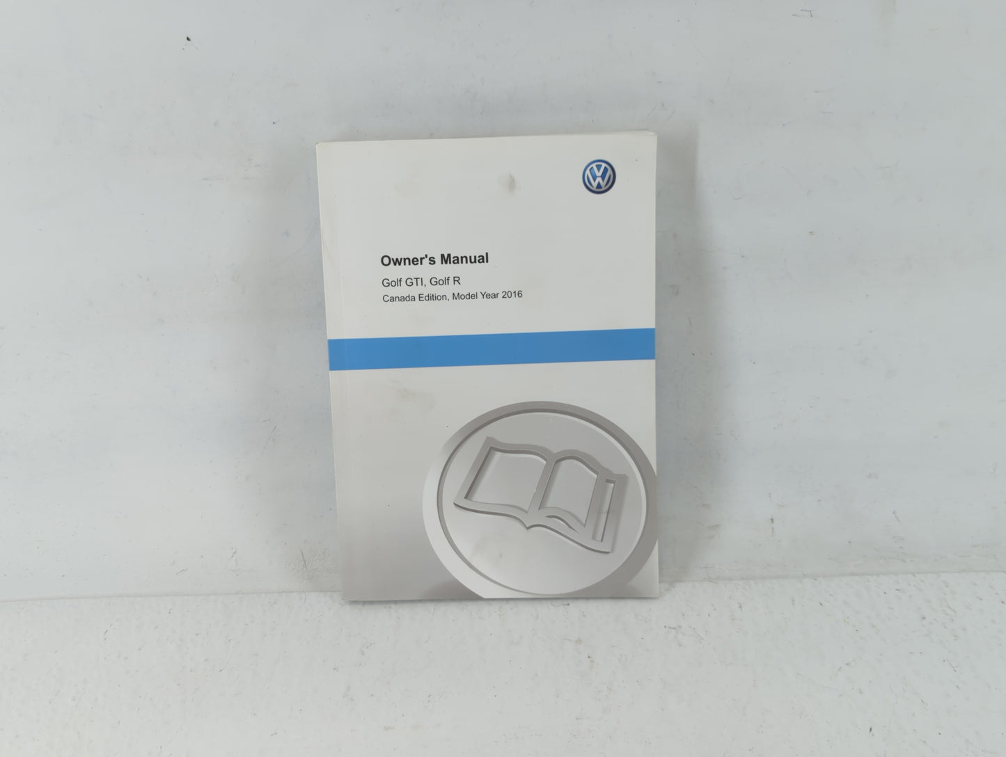 2016 Volkswagen Golf Owners Manual Book Guide P/N:5G0012722AA OEM Used Auto Parts - Oemusedautoparts1.com