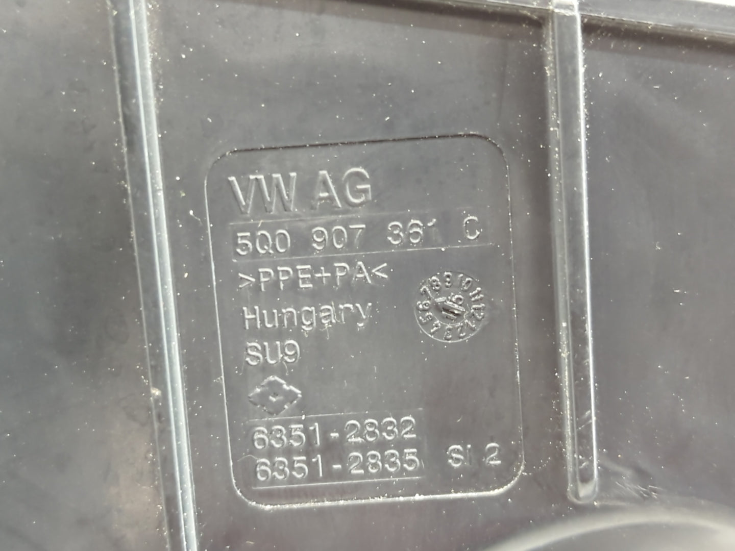 2015-2019 Volkswagen Golf Fusebox Fuse Box Panel Relay Module P/N:5Q0 907 361 0 Fits Fits 2015 2016 2017 2018 2019 2020 2021
