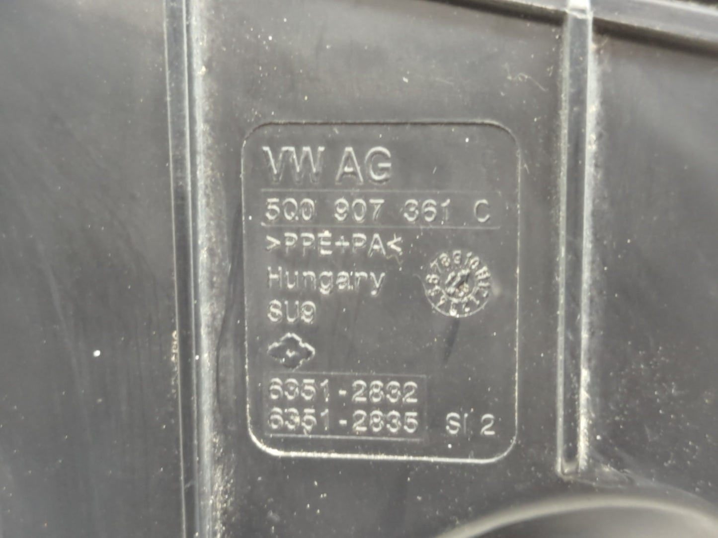 2015-2019 Volkswagen Golf Fusebox Fuse Box Panel Relay Module P/N:500 907 361 C Fits Fits 2015 2016 2017 2018 2019 2020 2021
