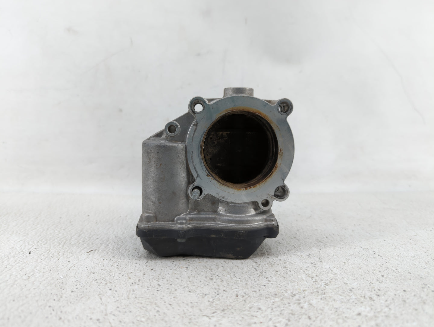 2016 Volkswagen Golf Sportwagen Throttle Body P/N:06F 133 062 G 06F 133 062 Q Fits OEM Used Auto Parts - Oemusedautoparts1.c