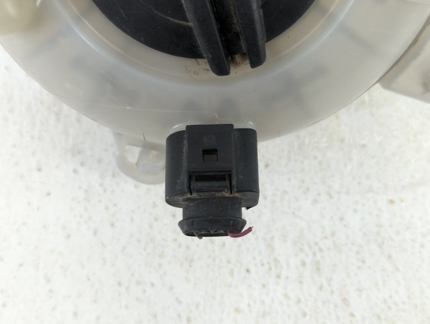 Golf Sportwagen Radiator Coolant Overflow Expansion Tank Bottle - Oemusedautoparts1.com