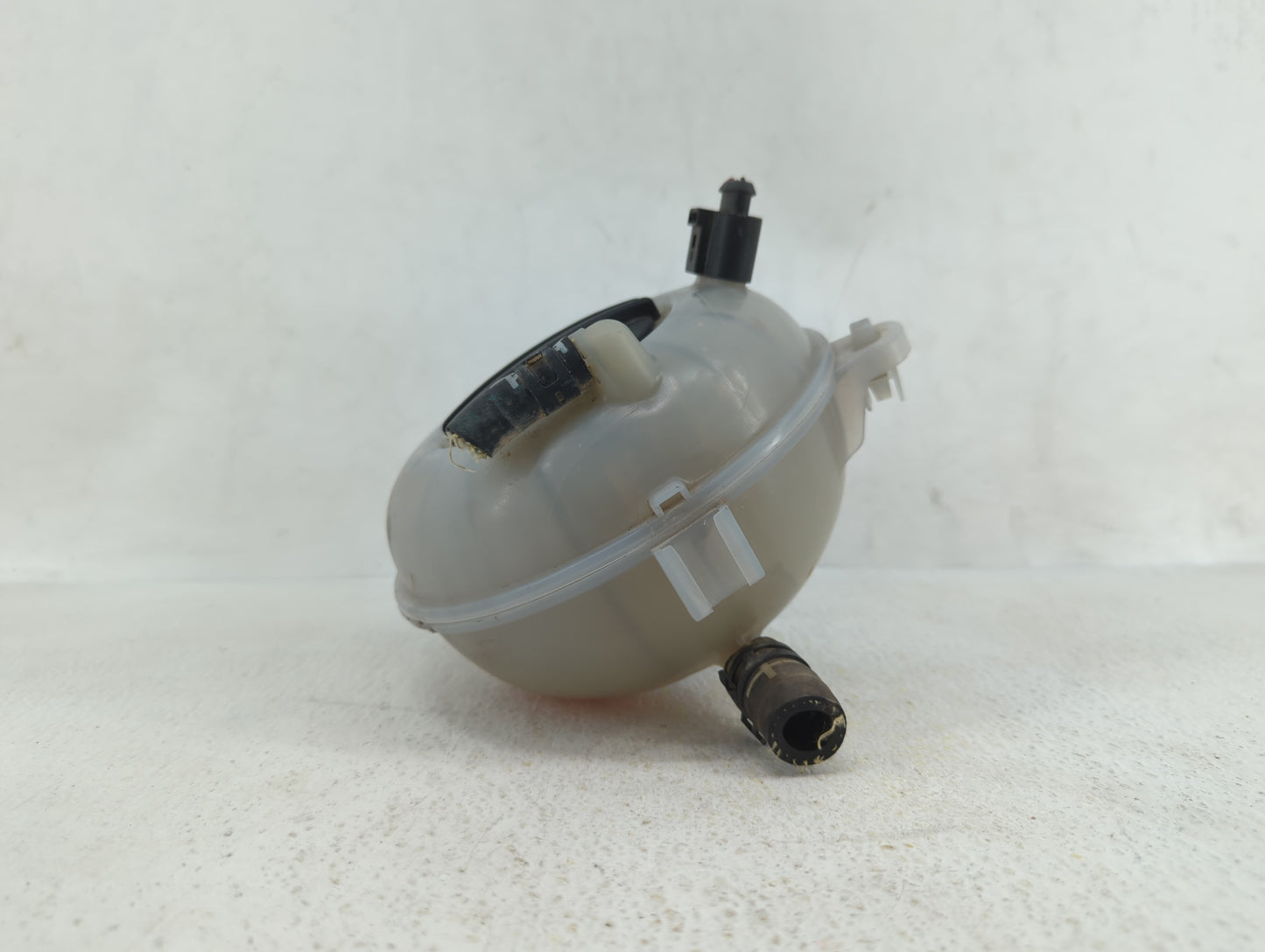 Golf Sportwagen Radiator Coolant Overflow Expansion Tank Bottle - Oemusedautoparts1.com