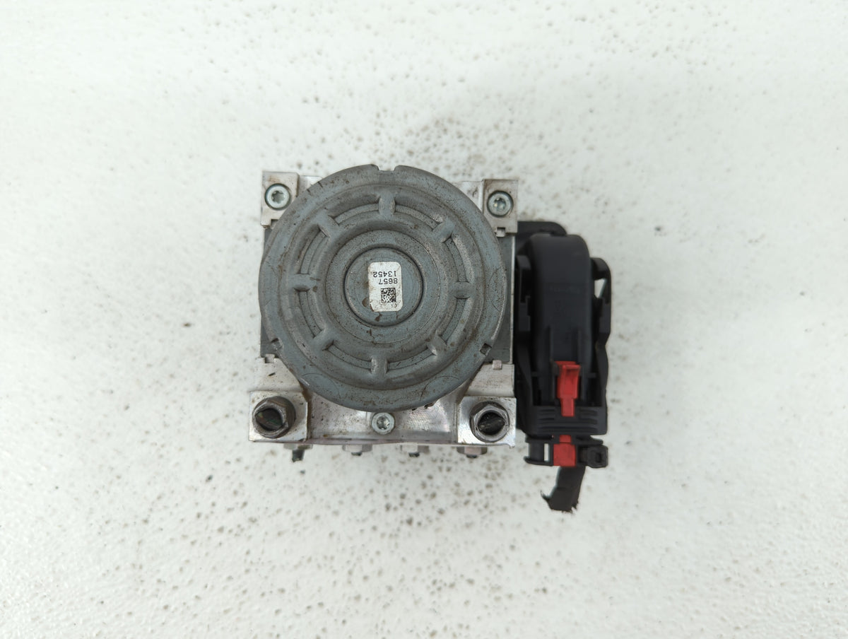 2016 Volkswagen Golf Sportwagen Anti-Lock Brake ABS Pump Module Actuator OEM P/N:3Q0 614 517 AB 5Q0 614 517 AF Fits Fits 201