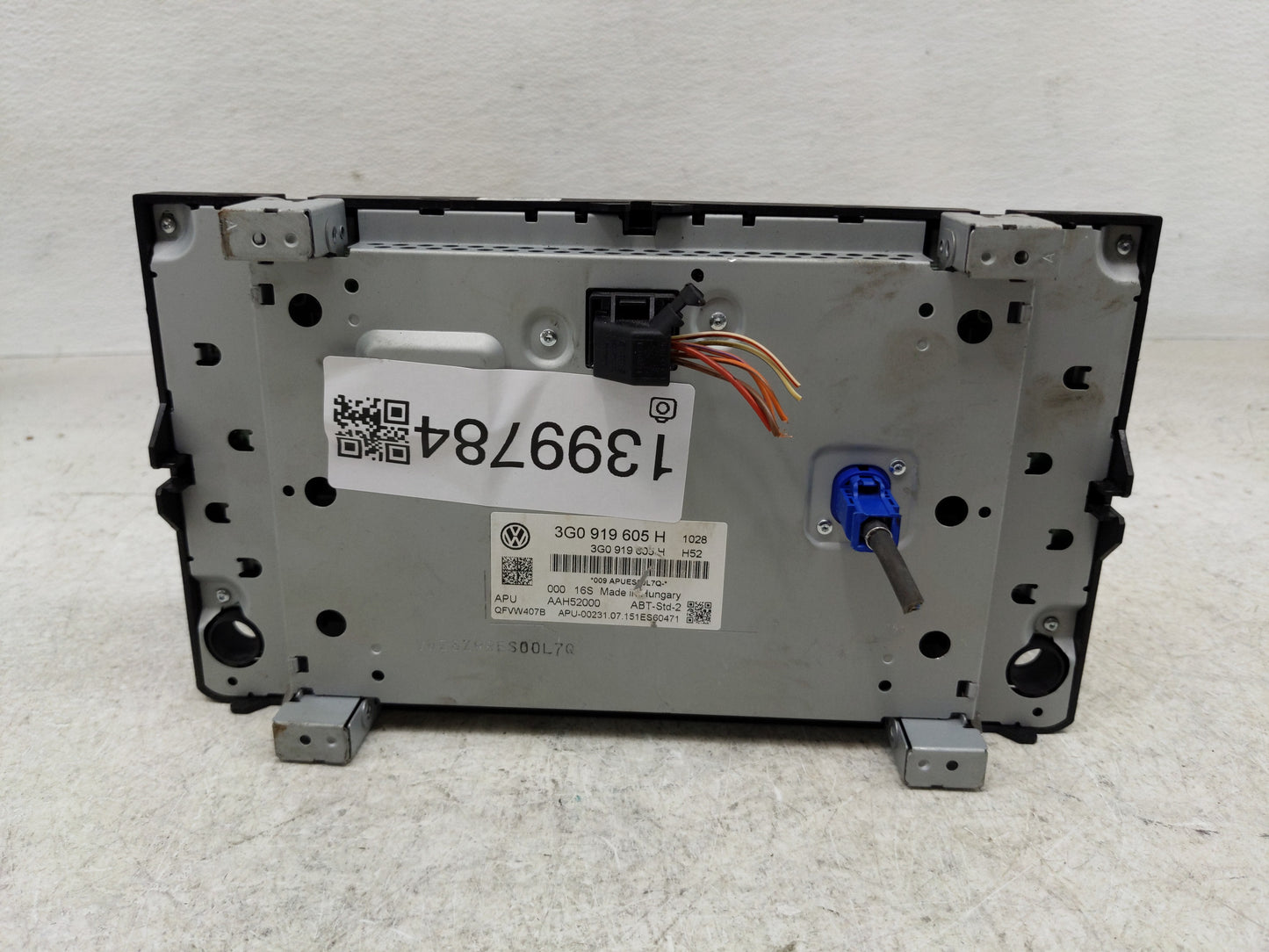 Am Fm Cd Player Radio Receiver - Oemusedautoparts1.com