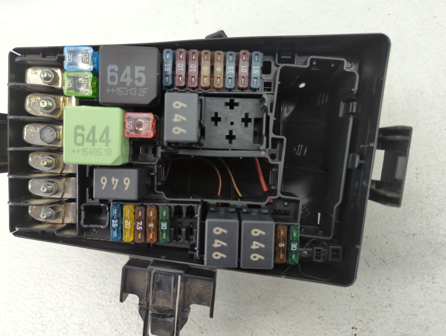 2015-2019 Volkswagen Gti Fusebox Fuse Box Panel Relay Module P/N:6351-2832 Fits Fits 2015 2016 2017 2018 2019 2020 2021 2022