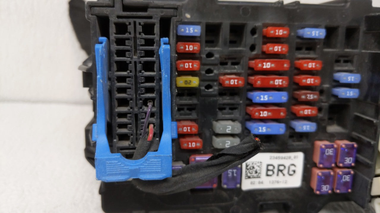 2015-2018 Volkswagen Jetta Fusebox Fuse Box Panel Relay Module P/N:5C0.937.819L Fits Fits 2015 2016 2017 2018 OEM Used Auto 