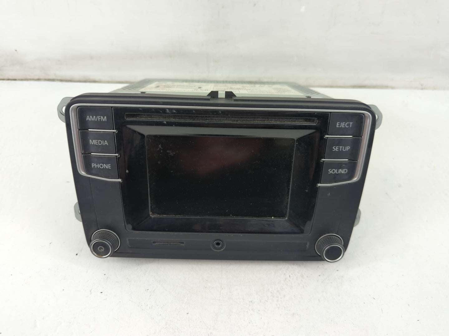 2016-2017 Volkswagen Jetta Radio AM FM Cd Player Receiver Replacement P/N:561 035 150 Fits Fits 2013 2014 2015 2016 2017 OEM