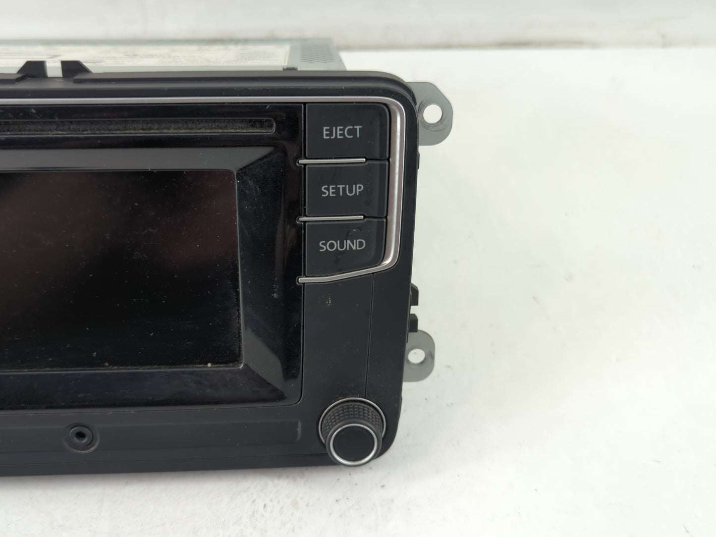 2016-2017 Volkswagen Jetta Radio AM FM Cd Player Receiver Replacement P/N:561 035 150 Fits Fits 2013 2014 2015 2016 2017 OEM