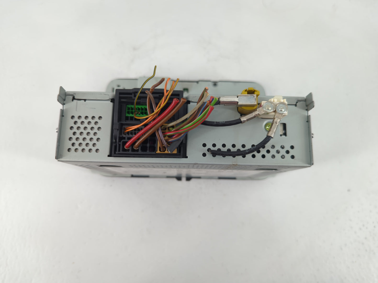 2016-2017 Volkswagen Jetta Radio AM FM Cd Player Receiver Replacement P/N:561 035 150 Fits Fits 2013 2014 2015 2016 2017 OEM