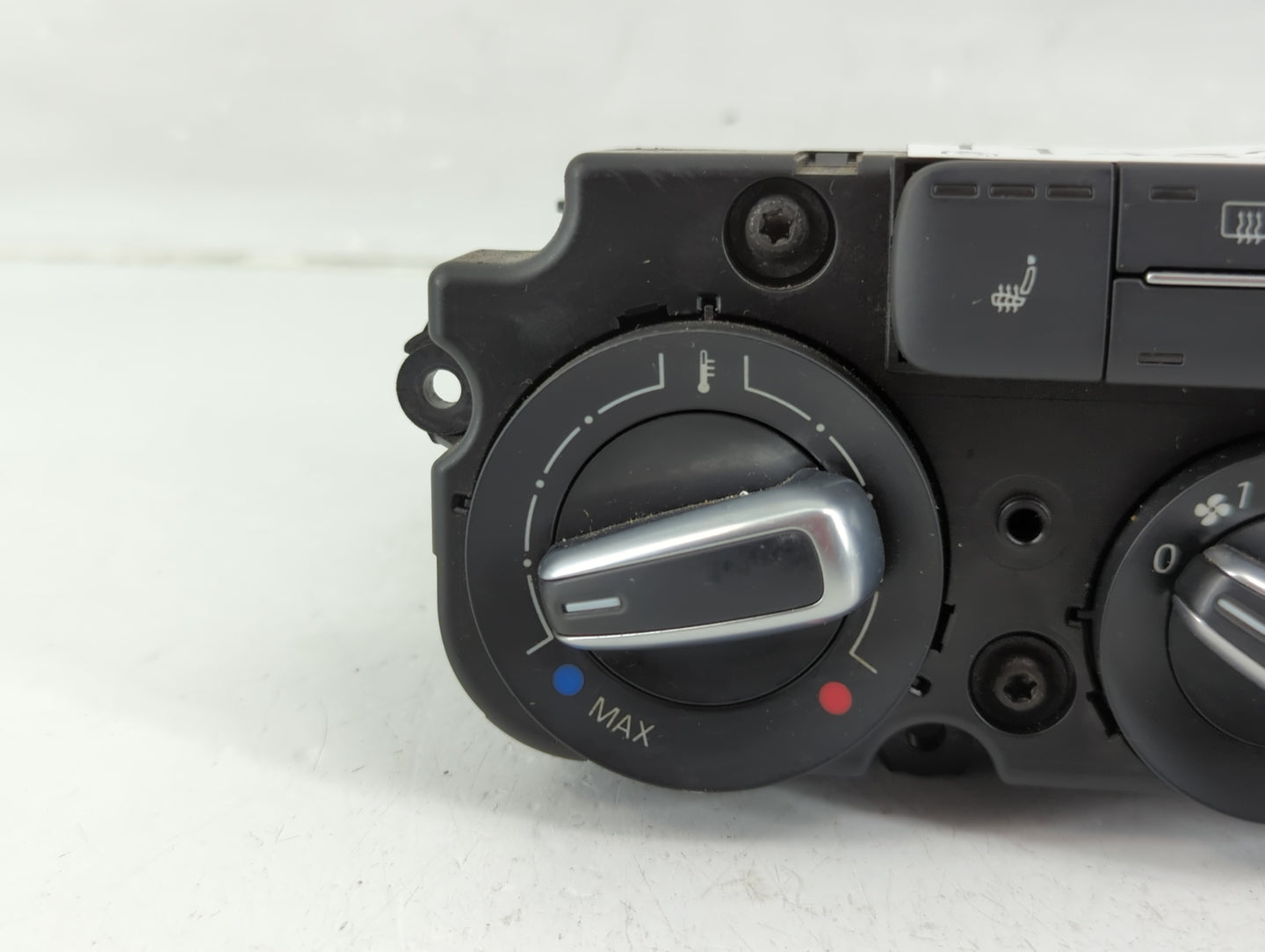 2015-2018 Volkswagen Jetta Climate Control Module Temperature AC/Heater Replacement P/N:90151-90\ Fits Fits 2015 2016 2017 2