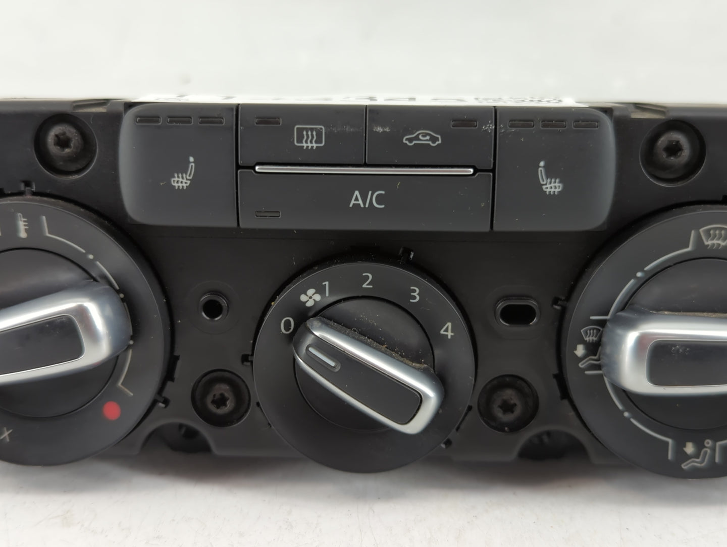 2015-2018 Volkswagen Jetta Climate Control Module Temperature AC/Heater Replacement P/N:90151-90\ Fits Fits 2015 2016 2017 2