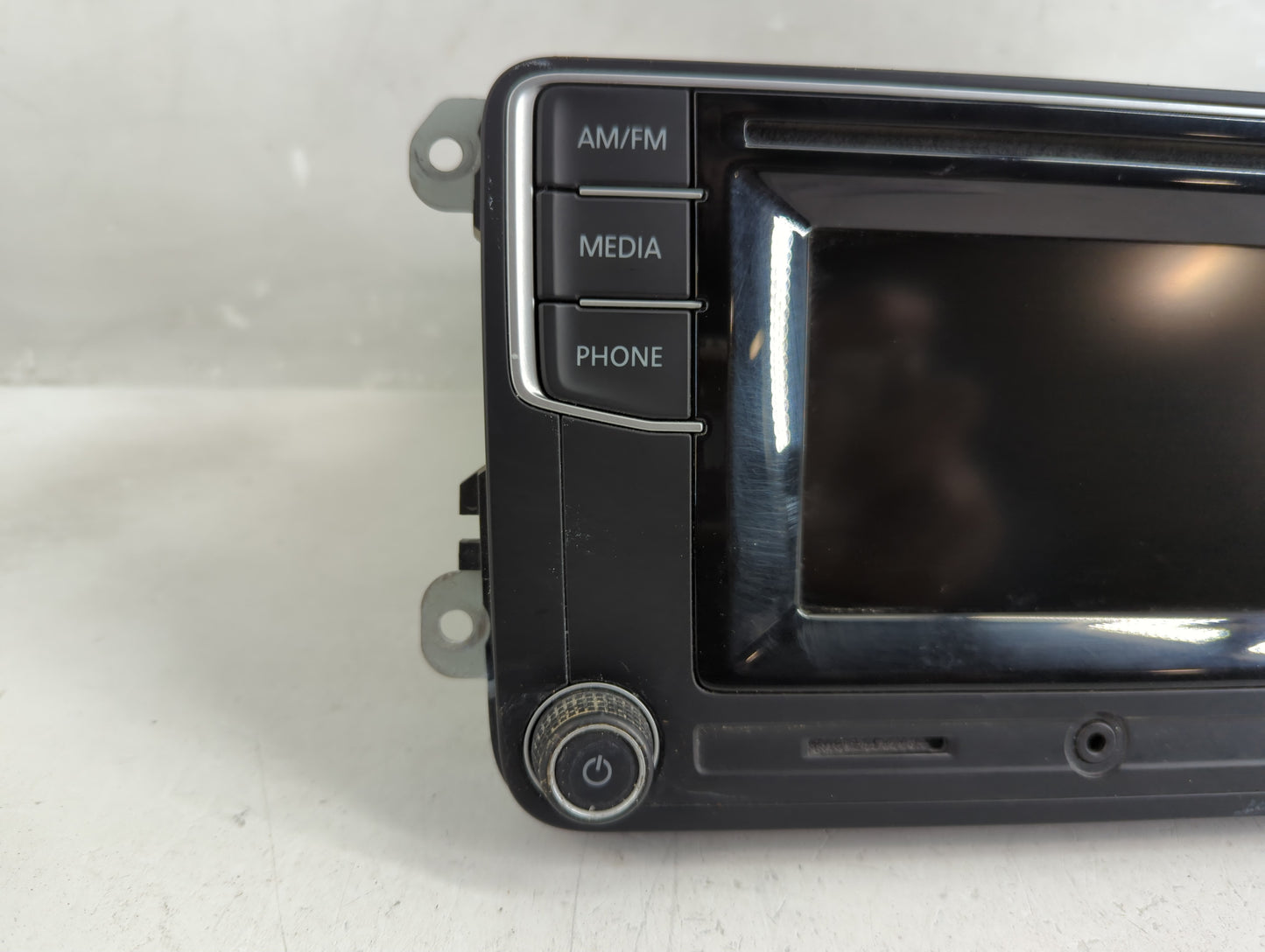 2016-2017 Volkswagen Jetta Radio AM FM Cd Player Receiver Replacement P/N:561 035 150 Fits Fits 2013 2014 2015 2016 2017 OEM