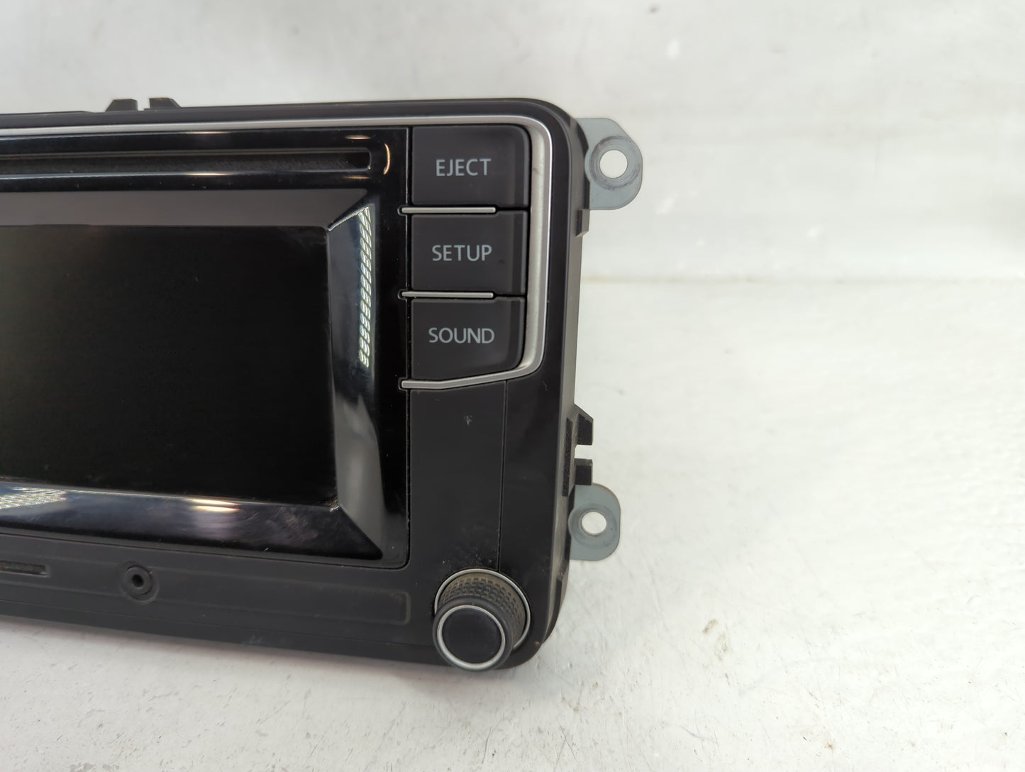 2016-2017 Volkswagen Jetta Radio AM FM Cd Player Receiver Replacement P/N:561 035 150 Fits Fits 2013 2014 2015 2016 2017 OEM