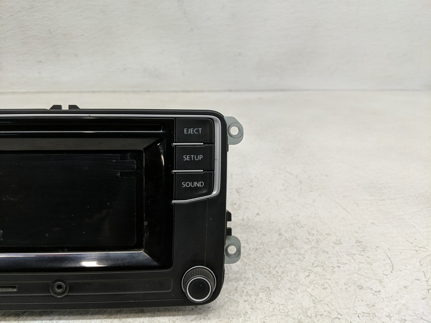 2016-2017 Volkswagen Jetta Radio AM FM Cd Player Receiver Replacement P/N:561 035 150 Fits Fits 2013 2014 2015 2016 2017 OEM