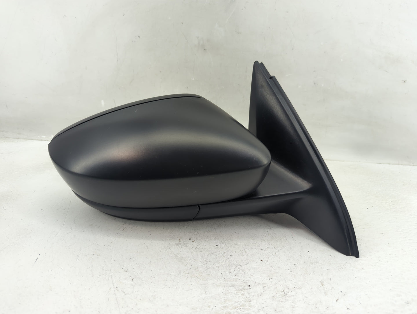 2014-2018 Volkswagen Jetta Passenger Side View Mirror - Right Door Mirror OEM Used - Oemusedautoparts1.com